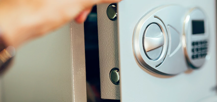 Fingerprint Safe Openers in Discovery Bay, CA